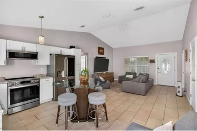 1688 Taylor Lake Circle, Largo, FL 33778 - Photo 5