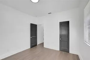 304 W Haya St, Tampa, FL 33603 - Photo 35