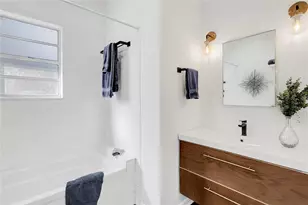 304 W Haya St, Tampa, FL 33603 - Photo 31