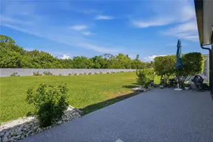 303 Boca Ciega Point Blvd N, Saint Petersburg, FL 33708 - Photo 47