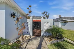 303 Boca Ciega Point Blvd N, Saint Petersburg, FL 33708 - Photo 7