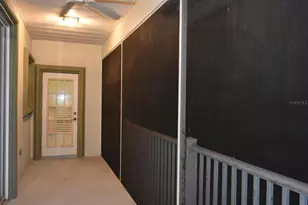 90 San Juan Dr, Palm Coast, FL 32137 - Photo 9