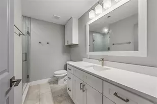 4720 Brittany Dr S, Saint Petersburg, FL 33715 - Photo 27