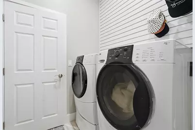 7212 Spur Court, Sarasota, FL 34243 - Photo 43