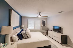 6018 W Peppertree Way, Sarasota, FL 34242 - Photo 15