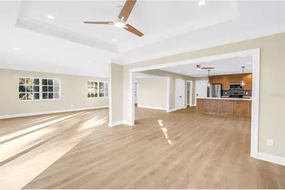 11 Brightwaters Circle NE, Saint Petersburg, FL 33704 - Photo 11