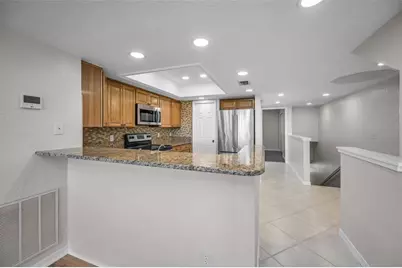 9852 Indian Key Trail #71, Seminole, FL 33776 - Photo 13