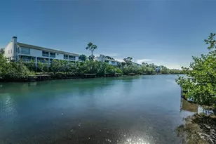 9852 Indian Key Trail, Seminole, FL 33776 - Photo 43