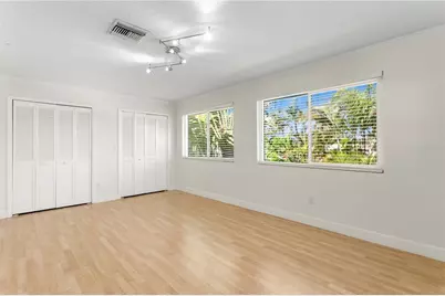 6604 Blue Heron Drive S, Saint Petersburg, FL 33707 - Photo 31