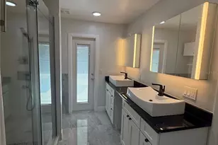 6728 Islander Ln, Tampa, FL 33615 - Photo 37