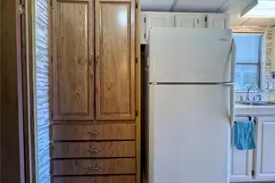 35170 Danny Dr, Zephyrhills, FL 33541 - Photo 17