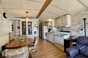 35170 Danny Dr, Zephyrhills, FL 33541 - Photo 9