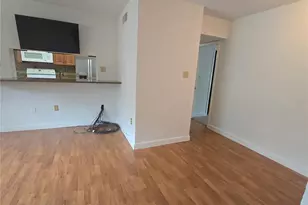 4105 38th Ave S, Saint Petersburg, FL 33711 - Photo 9