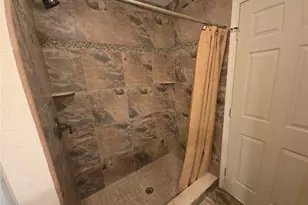 4105 38th Ave S, Saint Petersburg, FL 33711 - Photo 23