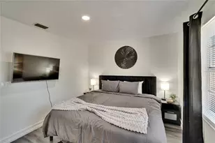 [Address not provided], Tampa, FL 33617 - Photo 19