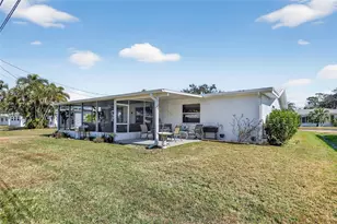 9208 142nd St, Seminole, FL 33776 - Photo 37