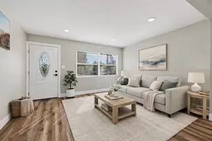 4063 2nd Ave S, Saint Petersburg, FL 33711 - Photo 5