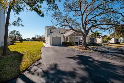 9252 Westlinks Terrace, Seminole, FL 33777 - Photo 5