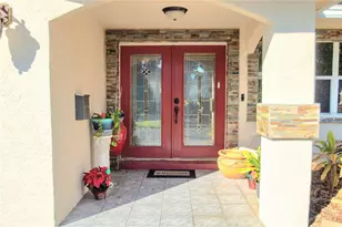 701 58th Ave S, Saint Petersburg, FL 33705 - Photo 5