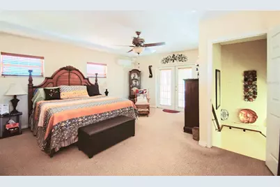 701 58th Avenue S, Saint Petersburg, FL 33705 - Photo 65