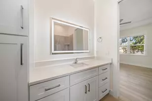 14723 Sunset Dr, Largo, FL 33774 - Photo 31