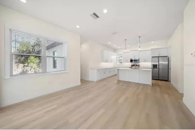 14723 Sunset Drive, Largo, FL 33774 - Photo 11