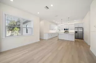 14723 Sunset Dr, Largo, FL 33774 - Photo 11