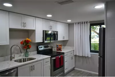 135 W Cypress Court, Oldsmar, FL 34677 - Photo 3