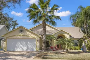 738 N Lake Blvd, Tarpon Springs, FL 34689 - Photo 1