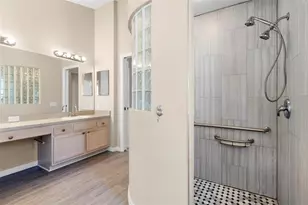 738 N Lake Blvd, Tarpon Springs, FL 34689 - Photo 17