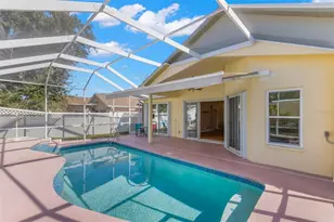 738 N Lake Blvd, Tarpon Springs, FL 34689 - Photo 27