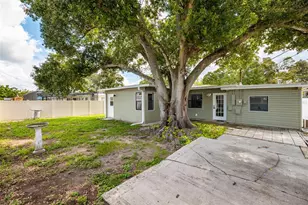 7500 15th St N, Saint Petersburg, FL 33702 - Photo 5