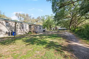 8742 Brazil, Zephyrhills, FL 33540 - Photo 31