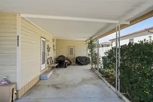 8055 Country Club Dr, Brooksville, FL 34613 - Photo 3