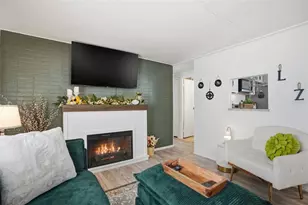 8055 Country Club Dr, Brooksville, FL 34613 - Photo 19