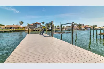 451 Palm Island NE, Clearwater Beach, FL 33767 - Photo 33