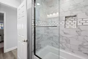 3936 Versailles Dr, Tampa, FL 33634 - Photo 37