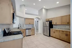 7603 Wiltshire Park Pl, Apollo Beach, FL 33572 - Photo 13