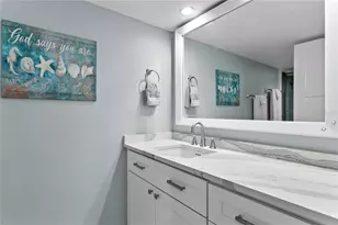 500 Treasure Island Causeway, Treasure Island, FL 33706 - Photo 21