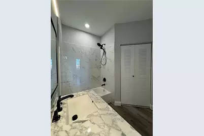 9820 Lake Chase Island Way #9820, Tampa, FL 33626 - Photo 23