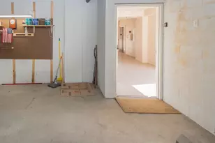 6550 Shoreline Dr, Saint Petersburg, FL 33708 - Photo 23