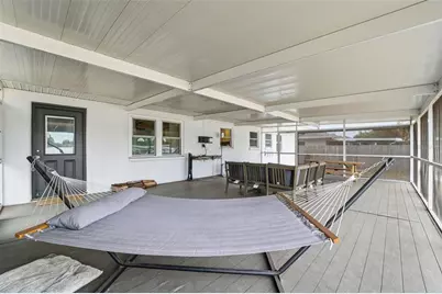 812 W 124th Avenue, Tampa, FL 33612 - Photo 3