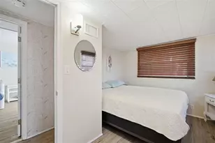 4851 W Gandy Blvd, Tampa, FL 33611 - Photo 23