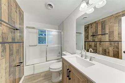 4010 S Lockwood Ridge Road, Sarasota, FL 34231 - Photo 23