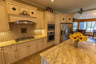 8910 Eagle Watch Dr, Riverview, FL 33578 - Photo 11