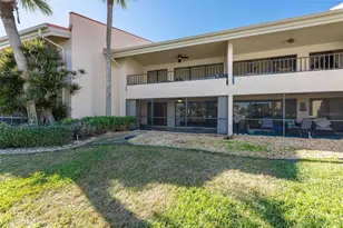 4750 Brittany Dr S, Saint Petersburg, FL 33715 - Photo 41