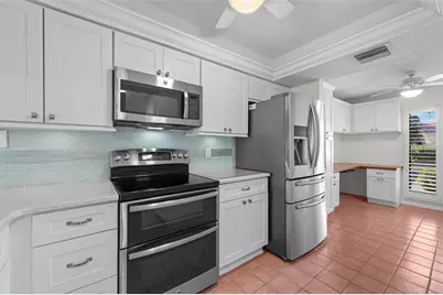 4750 Brittany Drive S #26, Saint Petersburg, FL 33715 - Photo 7