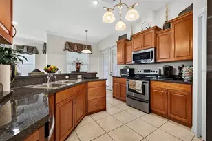 2873 52nd Ave S, Saint Petersburg, FL 33712 - Photo 7