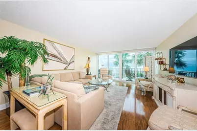 7100 Sunset Way #205, Saint Pete Beach, FL 33706 - Photo 5