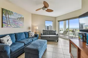 11605 Gulf Blvd, Treasure Island, FL 33706 - Photo 1